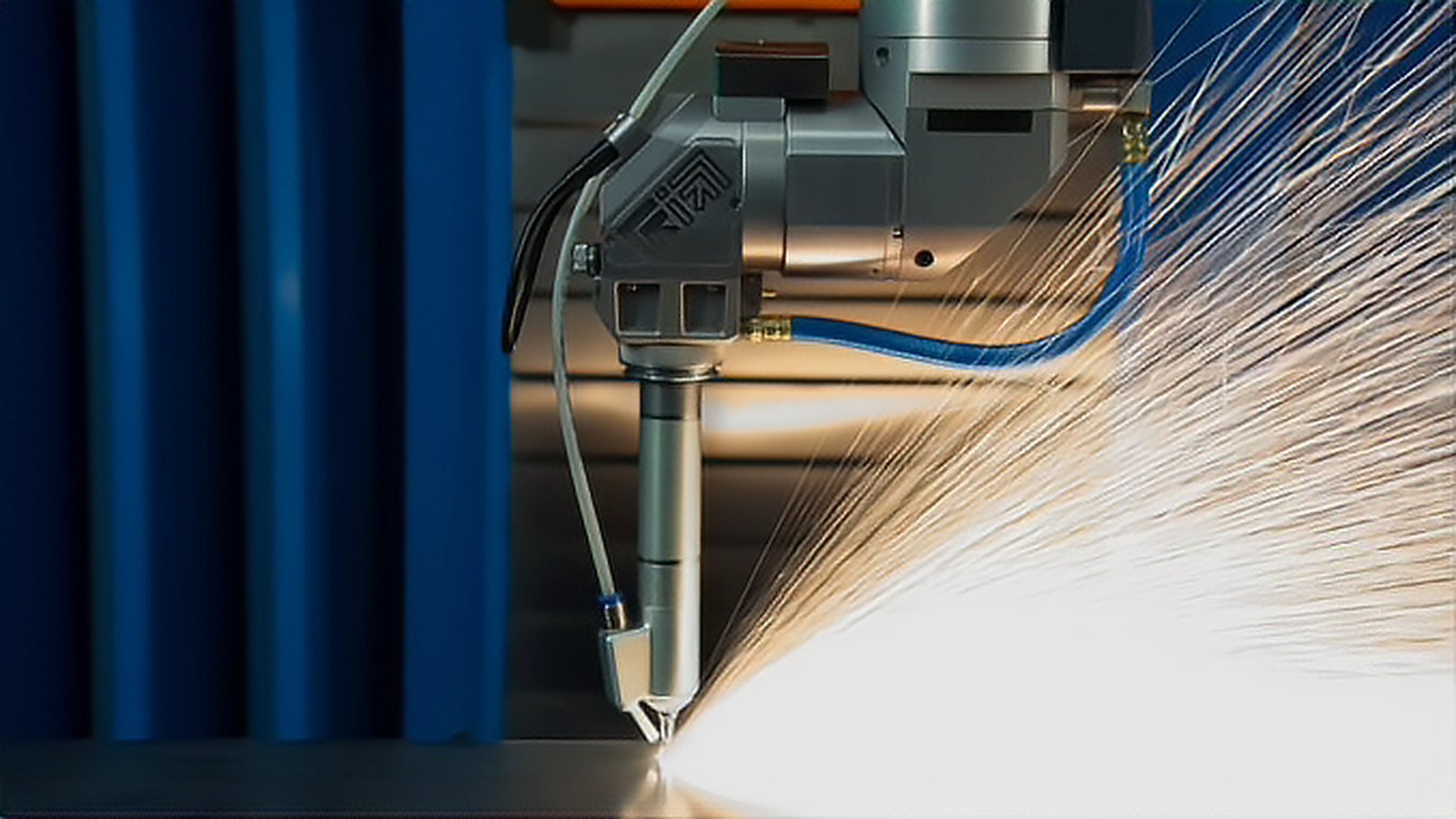 CO2 Laser Cutting: A Practical Guide for Robot Cells