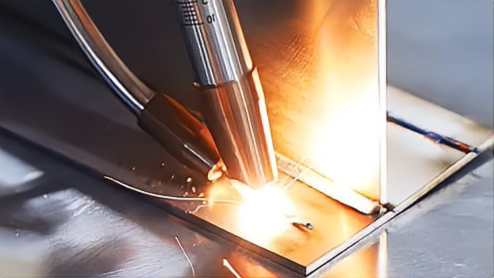 Laser Cladding and Additive Repair with Robots